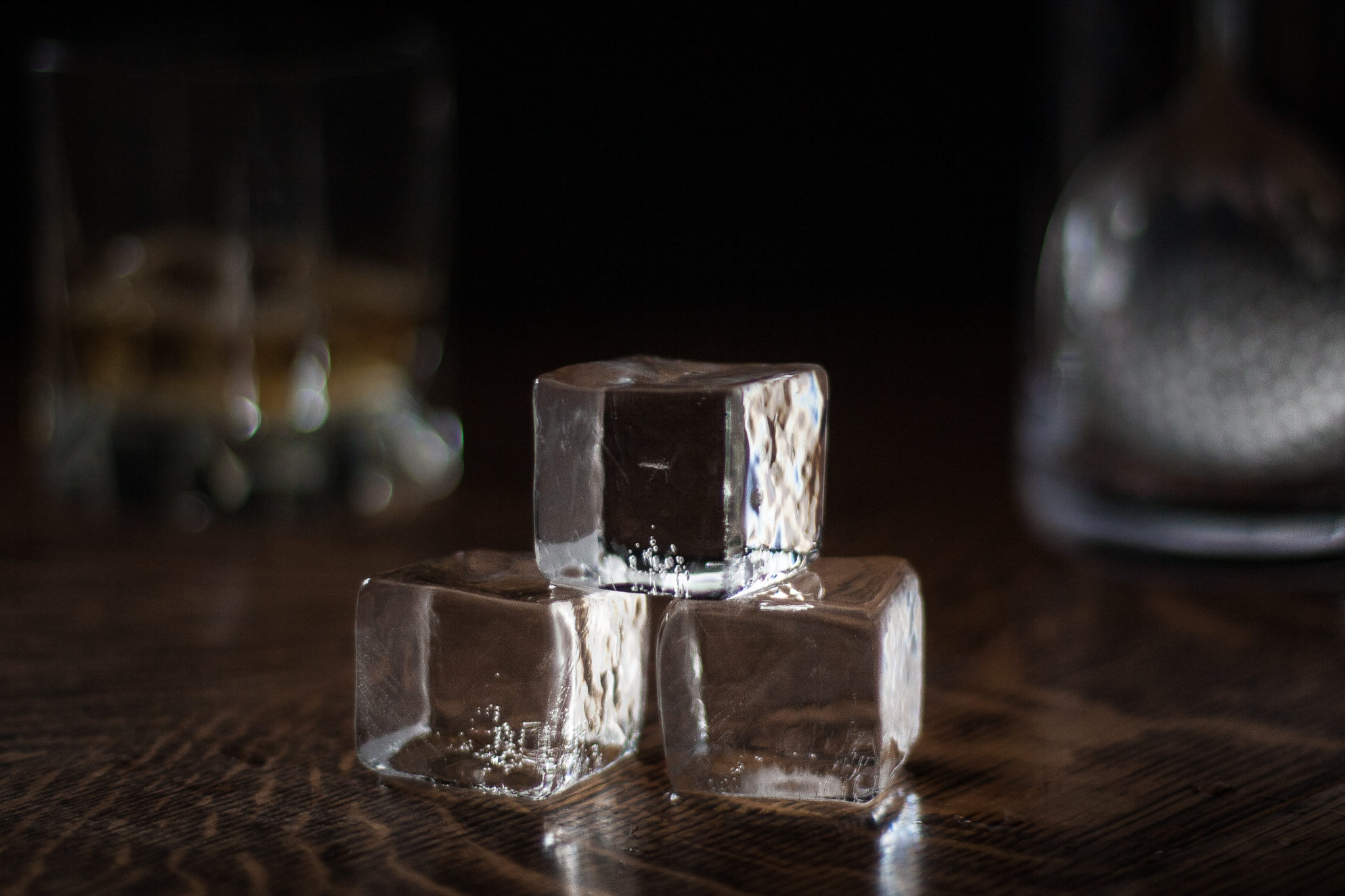 OnTheRocks: Elevate your drinks with perfectly clear ice